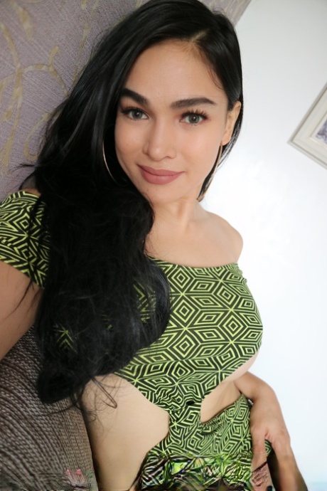 Marvelous shemale TS Filipina reveals her sexy tits & nipples in a solo