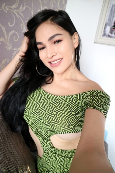 Marvelous shemale TS Filipina reveals her sexy tits & nipples in a solo