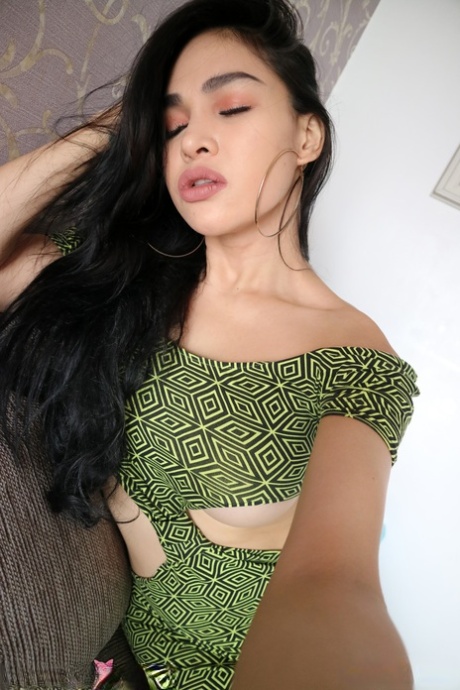 Marvelous shemale TS Filipina reveals her sexy tits & nipples in a solo